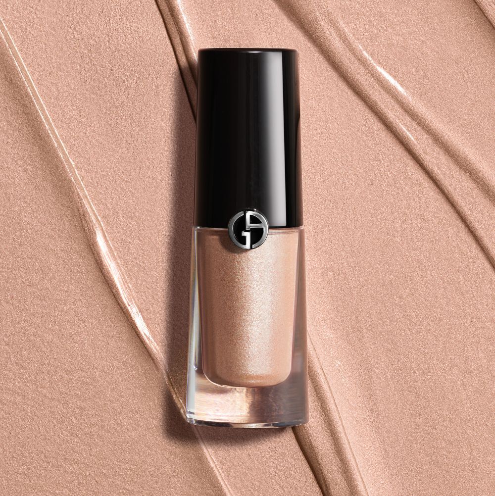 EYE TINT LIQUID EYESHADOW