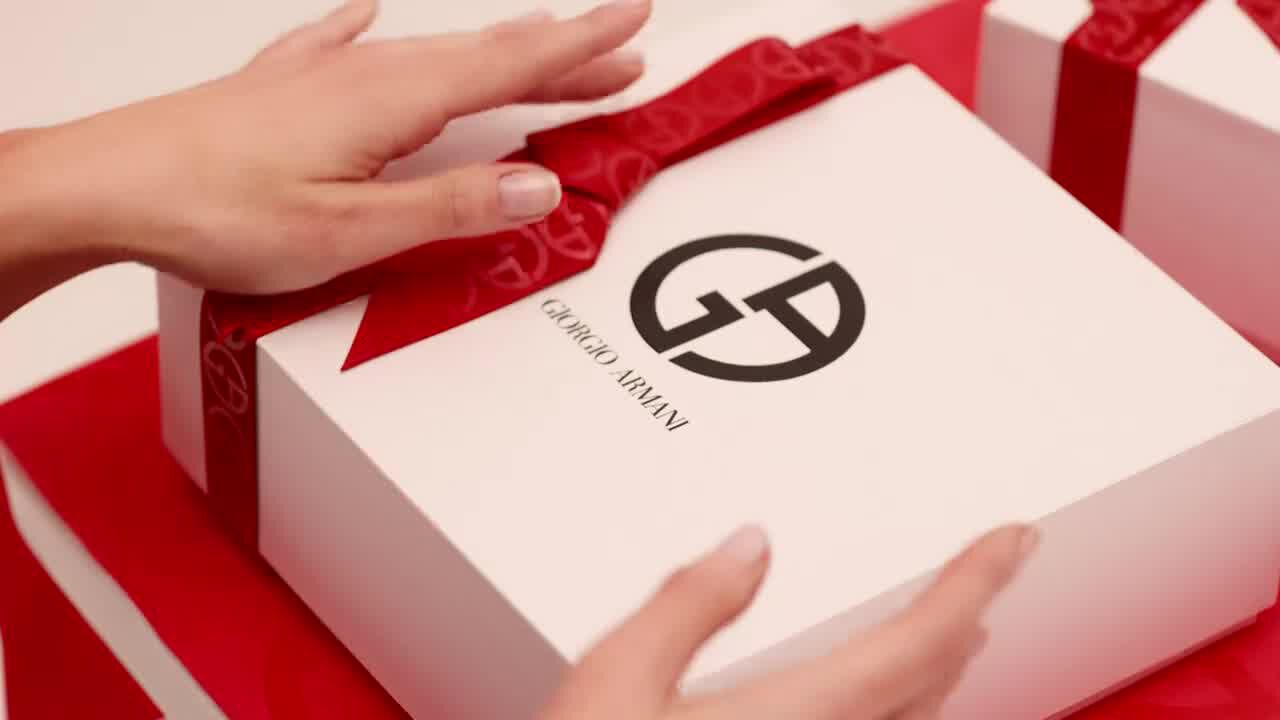 UNLOCK THE ARMANI GIFT HOUSE