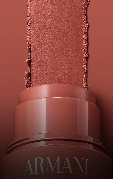 Armani Beauty Dolci Blush in rosy brown, shown with its cream-to-powder texture and on-the-go format.