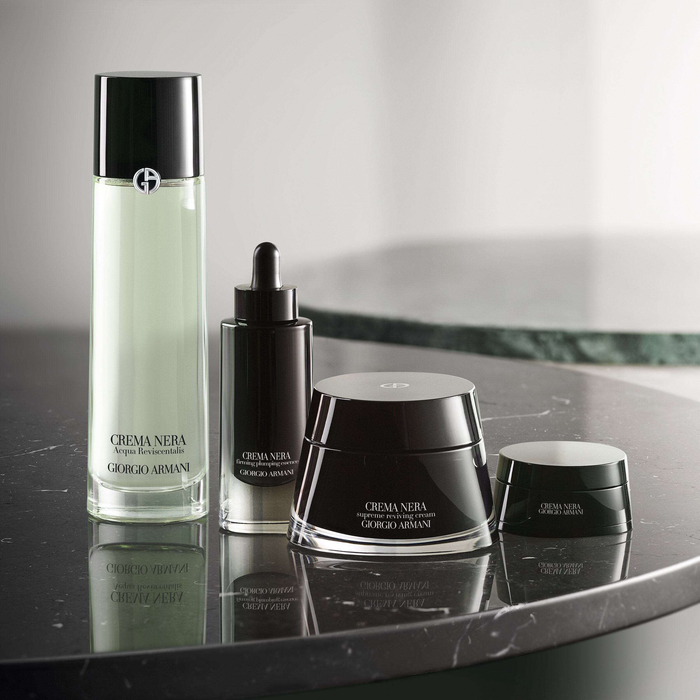 Crema nera 2025 eye cream