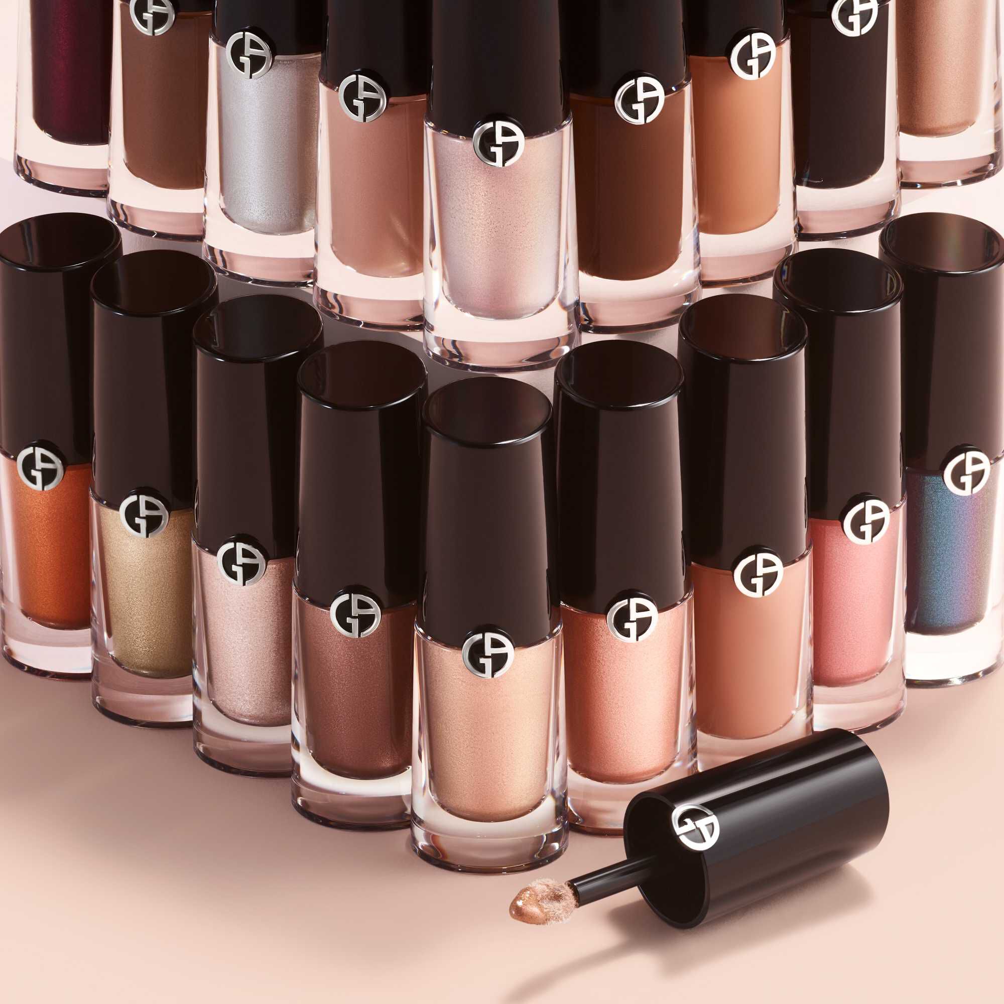 Eye Tint long-lasting liquid eyeshadow