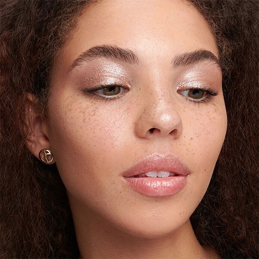 Eye Tint long-lasting liquid eyeshadow