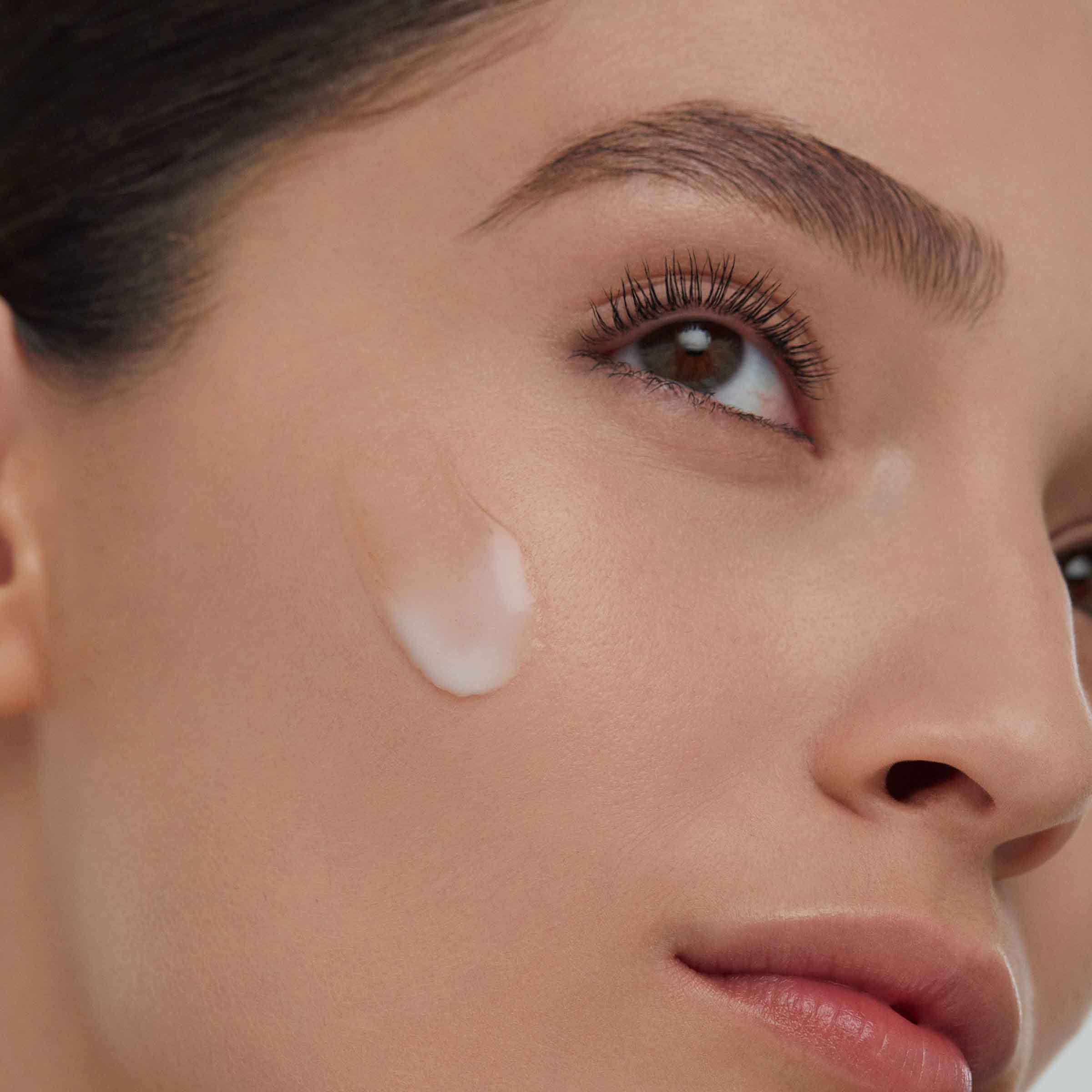 Armani face cream shop