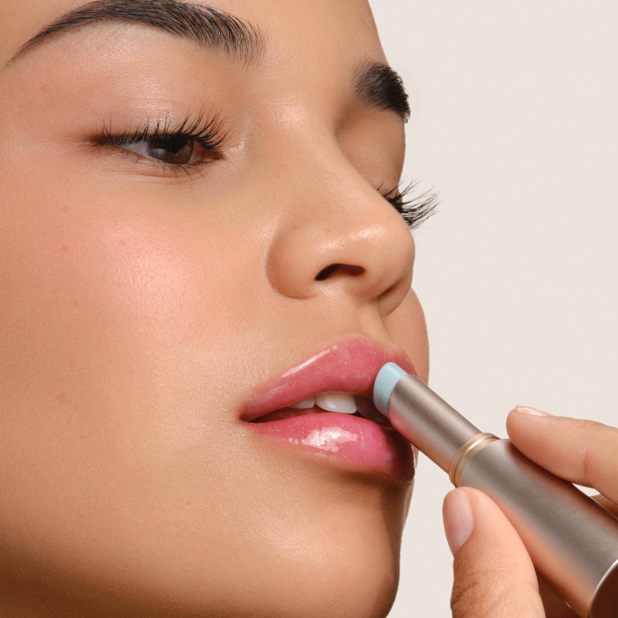 PRISMA FLASH GLOSSY LIP BALM