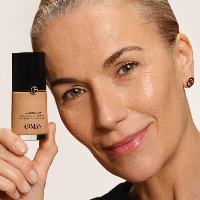LUMINOUS SILK FOUNDATION