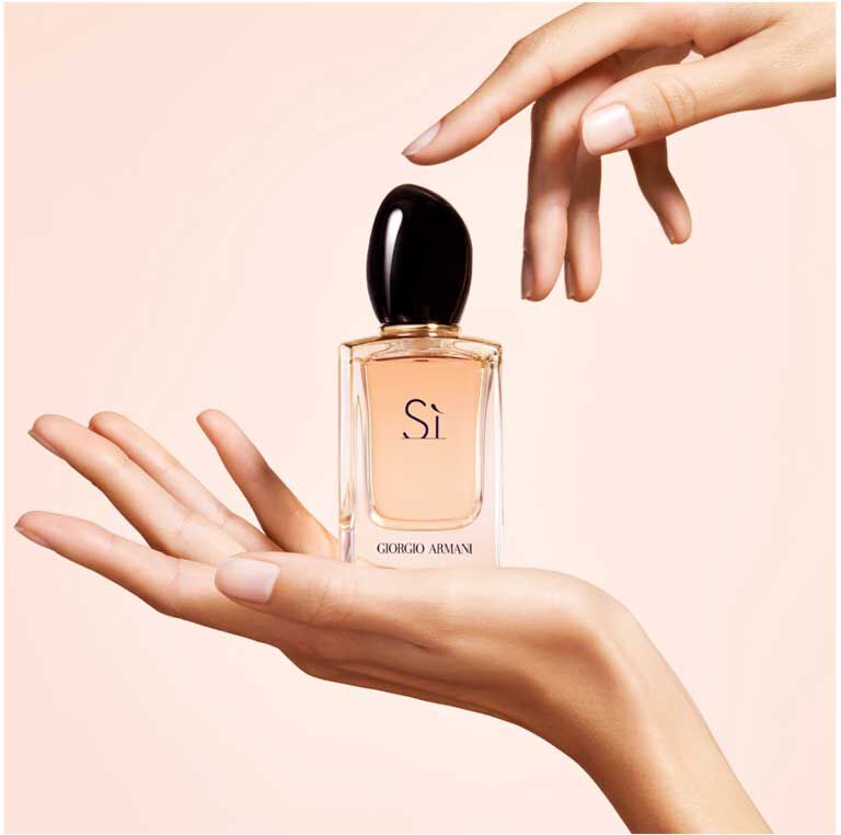 SI Eau de Parfum Women s Fragrance Armani beauty