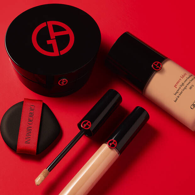 Armani power fabric compact store