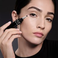 CREMA NERA Meta soin yeux raffermissant