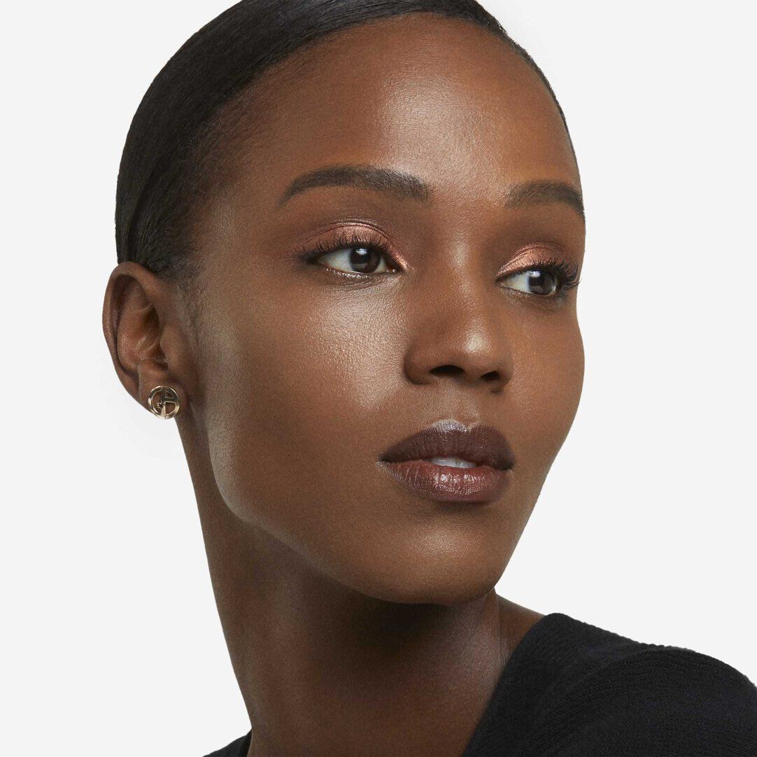 Eye Tint long-lasting liquid eyeshadow