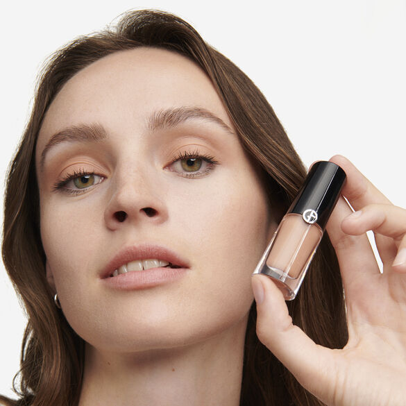 Eye Tint long-lasting liquid eyeshadow