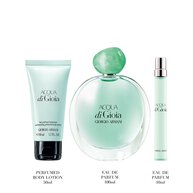 ACQUA DI GIOIA EAU DE PARFUM 100 ml, ACQUA DI GIOIA EAU DE PARFUM 10 ml et LOTION POUR LE CORPS PARFUMEE sur fond blanc.