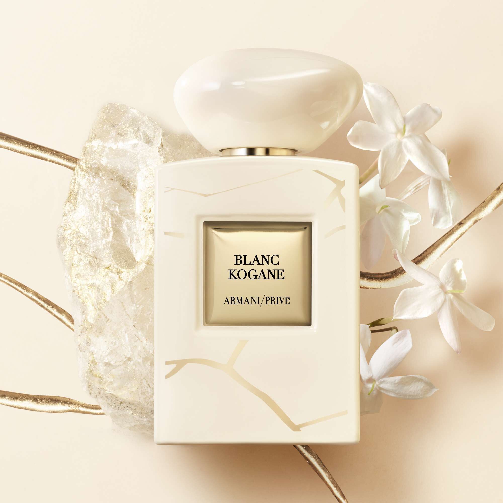 ARMANI/PRIVE BLANC KOGANE